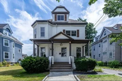 49 Dudley Rd #2