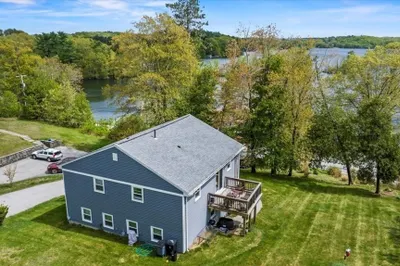 232a W Main Street 1