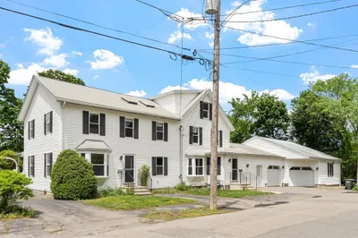 24 Oak Ave 1