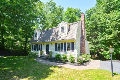 70 Metacomet St