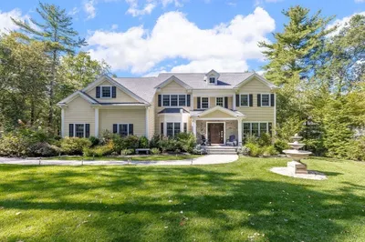 100 Nobscot Drive 1