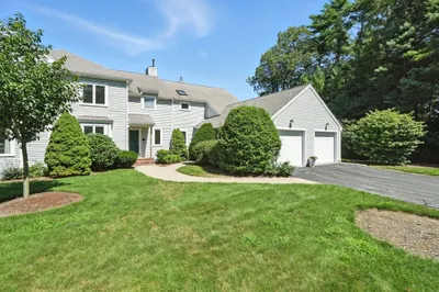 32 Bay Farm Rd #32 1