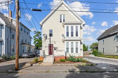10 Essex St 1