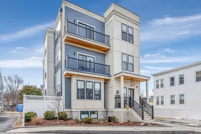 39 Murdock Street #3