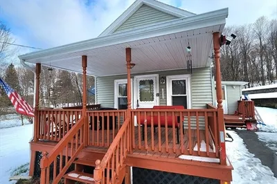 15 Fullam Hill Rd 1