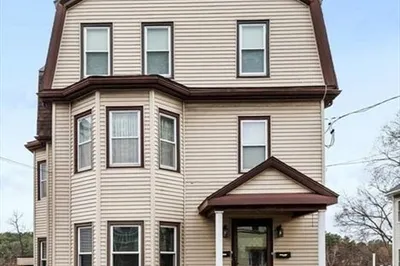 687 Main St 1