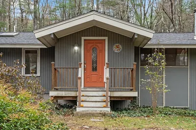 97 Old Mill Rd 1