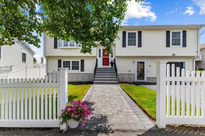34 Moffett Road 1