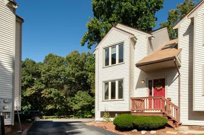 41 Elm St #C1