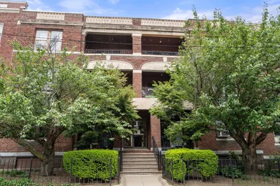317 Summit Avenue #9 1