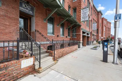 100 Grove St #110-Ecoo 1