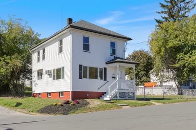 110 Pilling St