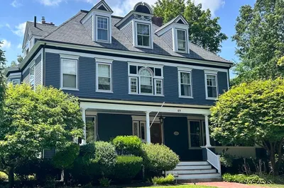 69 Prince St