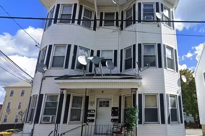 10 Salisbury St 1