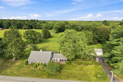 478 Neck Road 1