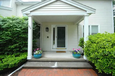 109 Parkhurst Dr #109 1