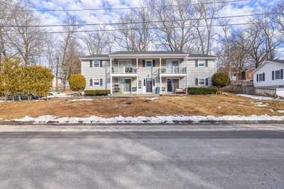100 Delawanda Dr 1