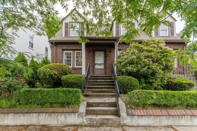 504 Mount Auburn Street 1