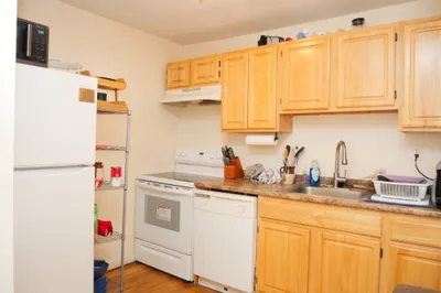 1027 Commonwealth Ave #27 1