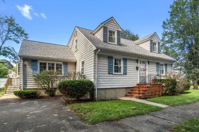 51 Winthrop St