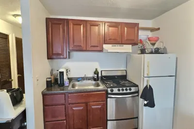 1039 Commonwealth Ave #25