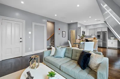162 Federal St #7