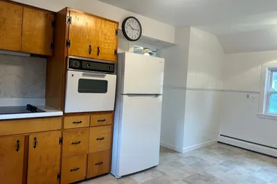 17 Lincoln St #2