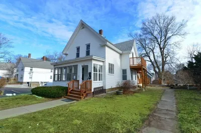 38 Emmons St #1R 1