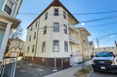 154 Tallman St 1