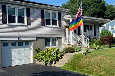 454 Lepes Road 1