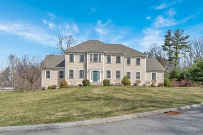 51 Stanton Way 1