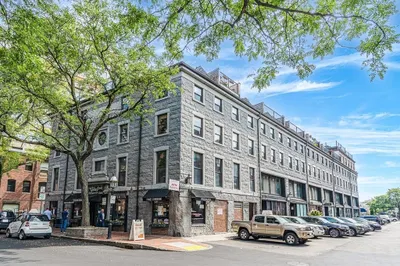 1 Commercial West 1