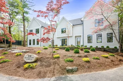 36 Oakmount Circle 1