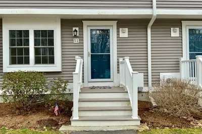 51 Benjamin Landing Ln #51 1