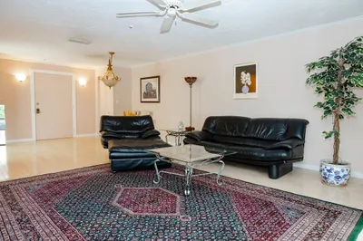 58 South St #203 1