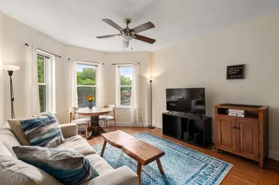 1419 Commonwealth Ave #404 1