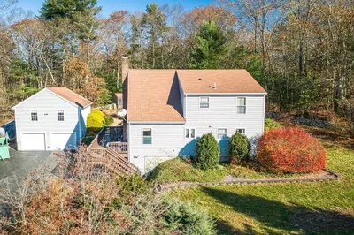 24 Boulder Ct