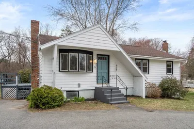 34 Locust St