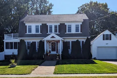 209 River St 1