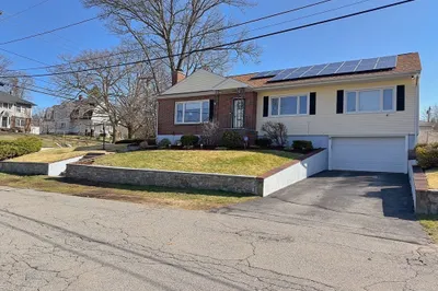 6 Rockingham Ave 1