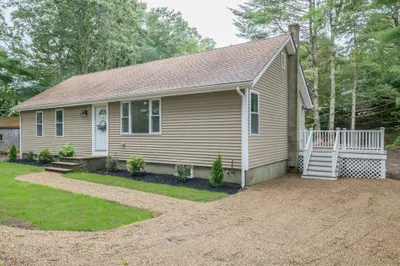 230 Roxy Cahoon Rd