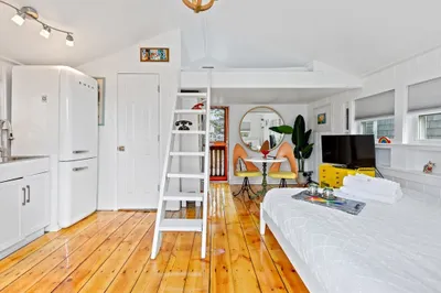 21 Dewey Ave #1 1