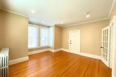 12 Briggs St #1
