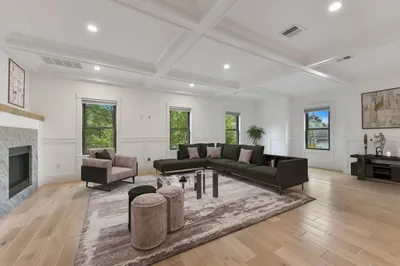 126 Central St #2