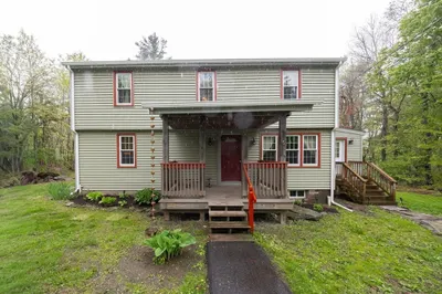 400 School St 1