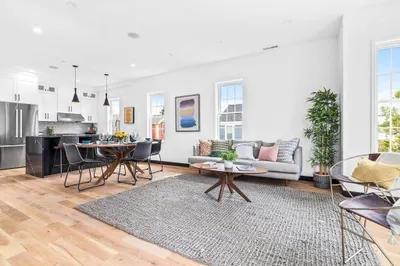 14 Carlton St #C 1