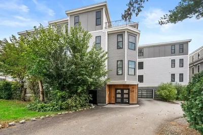 54 River Street #10 1