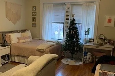 466 Commonwealth Ave #304