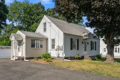 195 Cady St 1