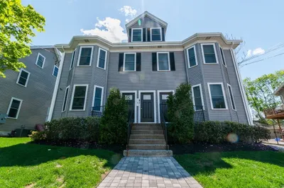81 Ash Street #3-2